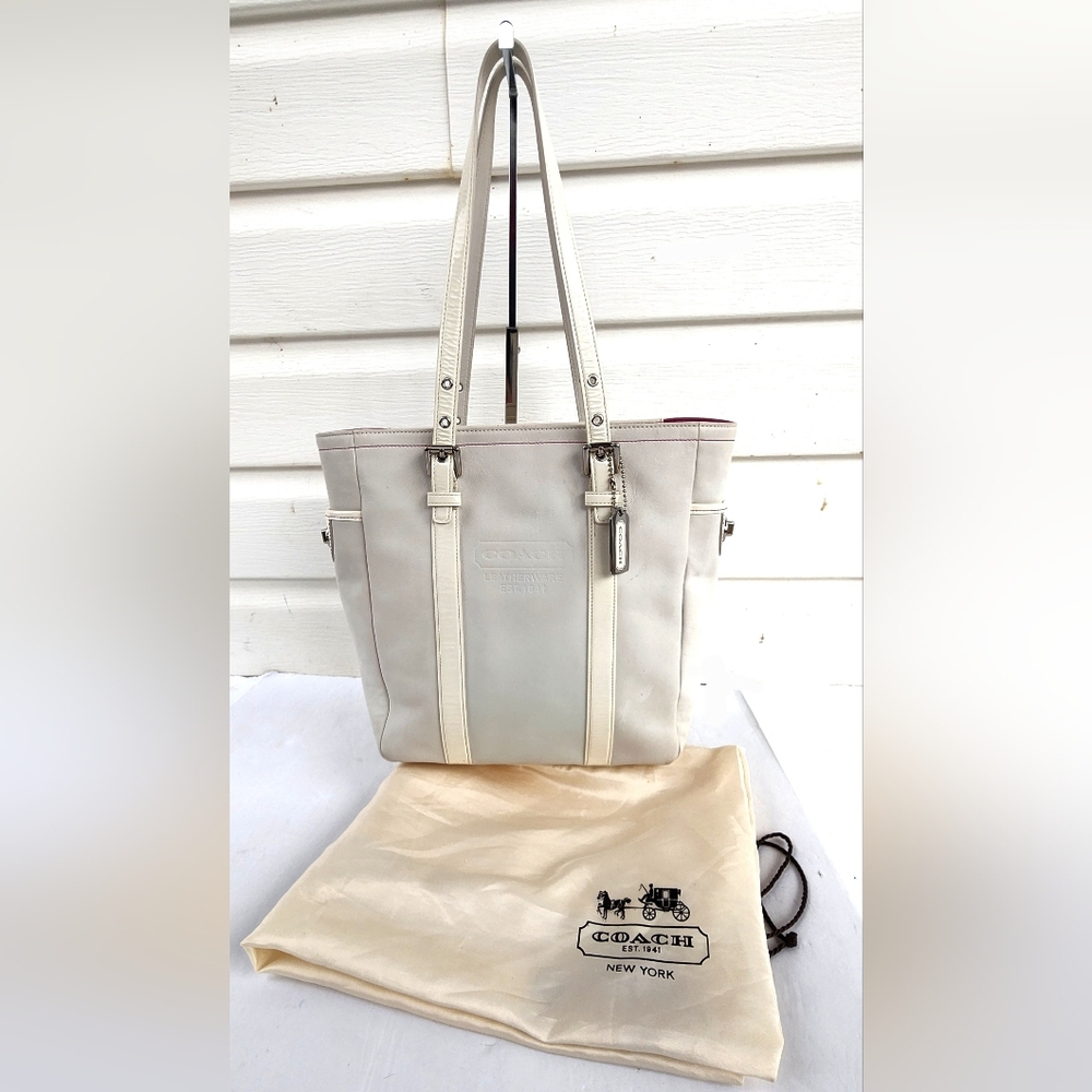 Coach White East West Gallery Tote - Pink Interior!!! Y2K